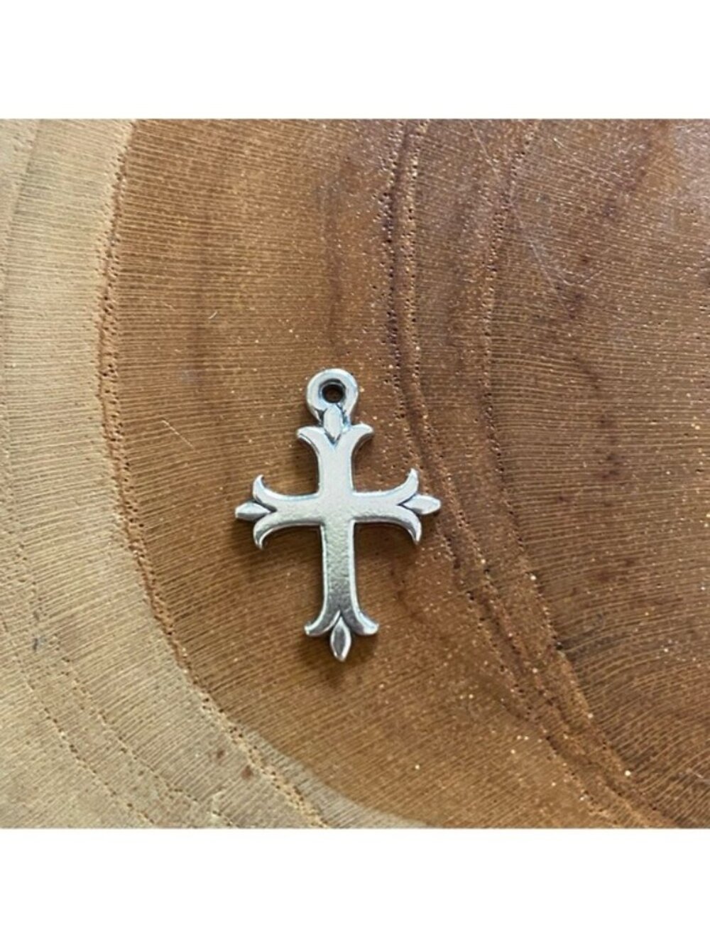 RETIRED James Avery Fleuree Cross, Sterling Silver